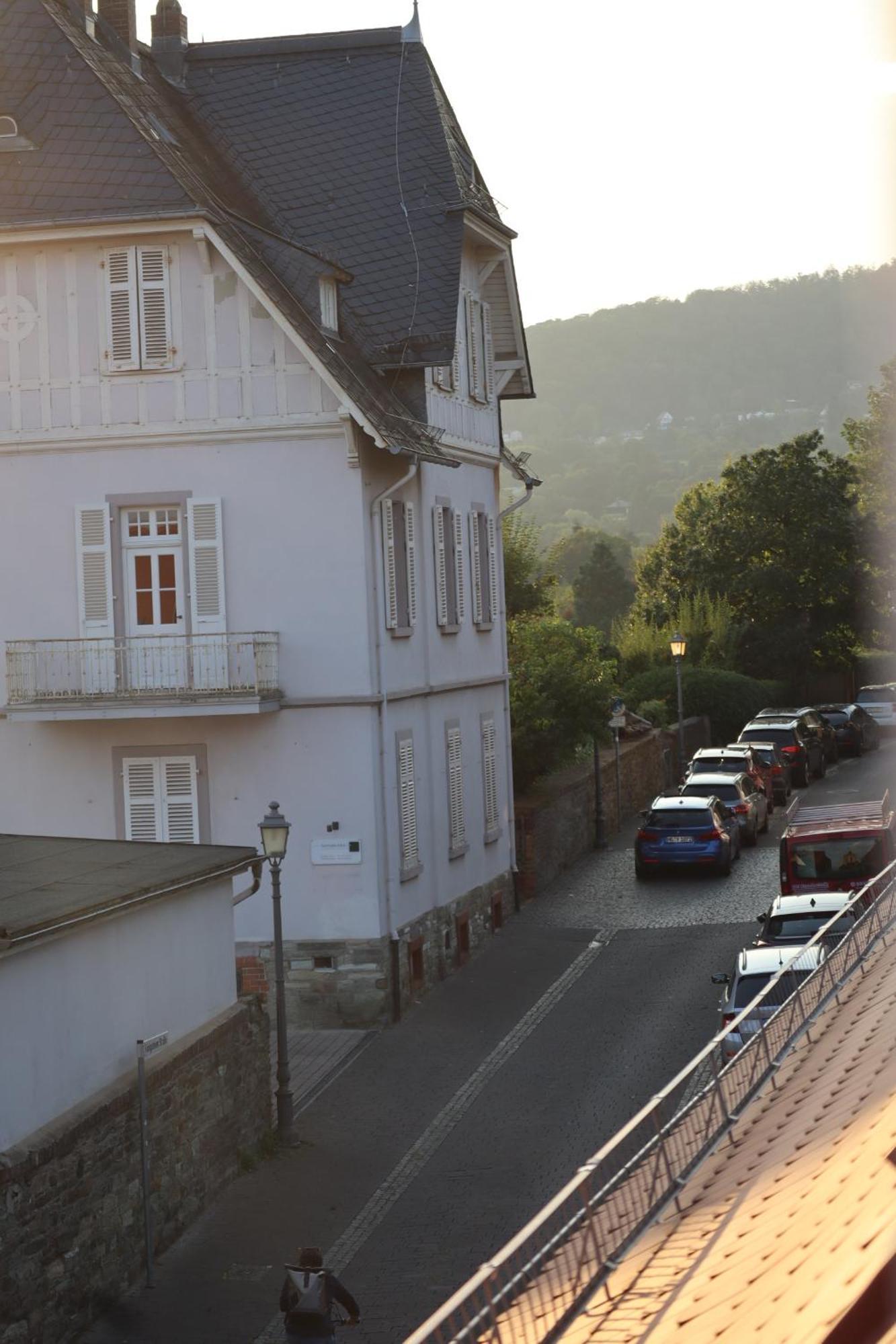 Gemuetliches Boho Studio Apartment In Der Altstadt Kronbergs Kronberg im Taunus Exterior foto